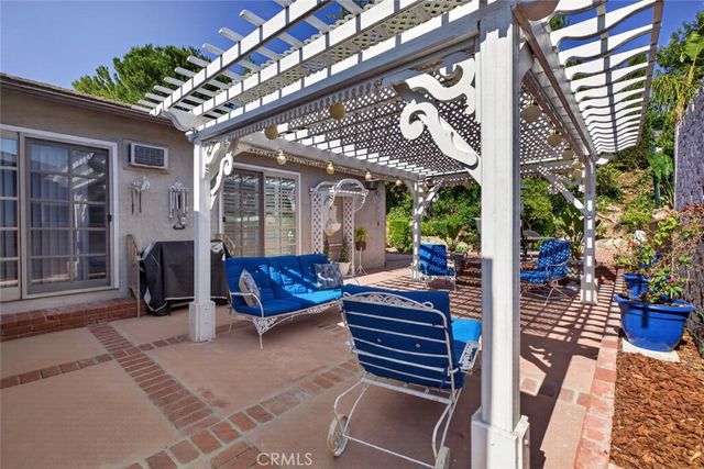 9862 Cabanas, Tujunga, CA 91042