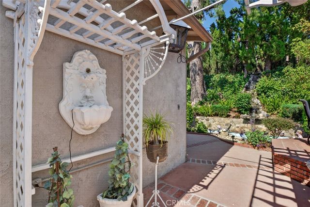 9862 Cabanas, Tujunga, CA 91042