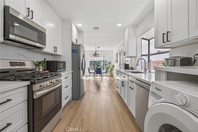 9862 Cabanas, Tujunga, CA 91042
