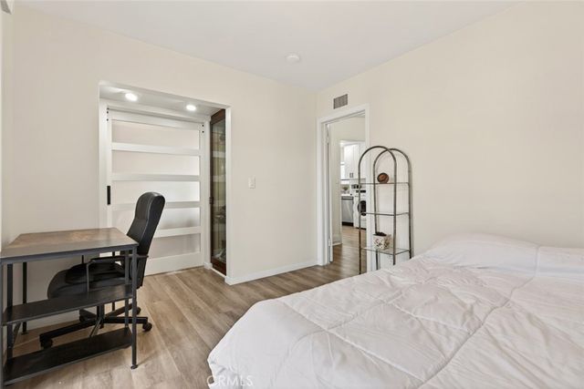 9862 Cabanas, Tujunga, CA 91042