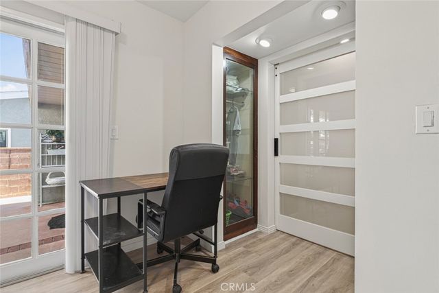 9862 Cabanas, Tujunga, CA 91042