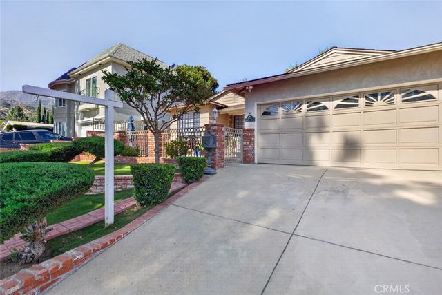 9862 Cabanas, Tujunga, CA 91042
