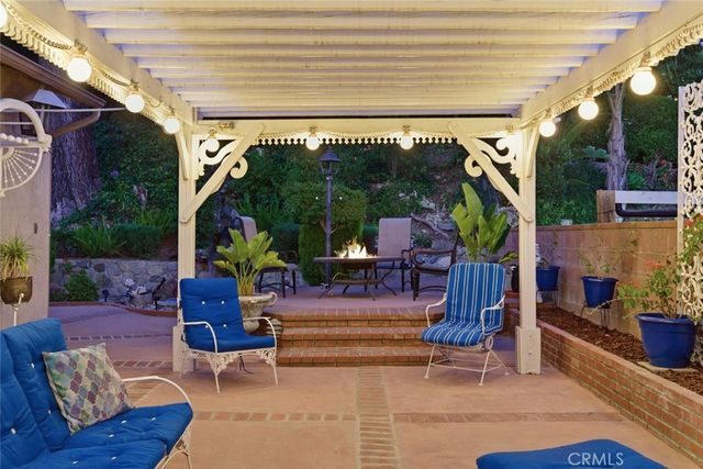 9862 Cabanas, Tujunga, CA 91042