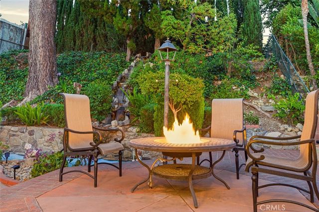 9862 Cabanas, Tujunga, CA 91042