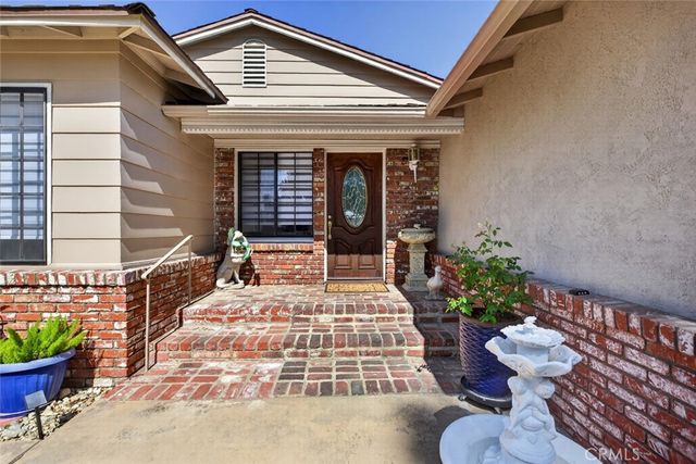 9862 Cabanas, Tujunga, CA 91042