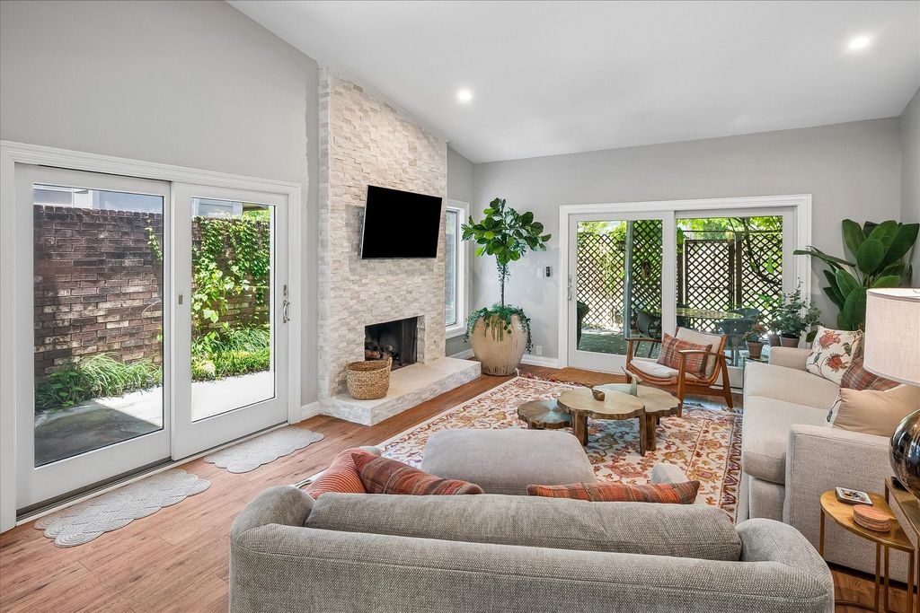 12484 Montego Plaza, Dallas, TX 75230