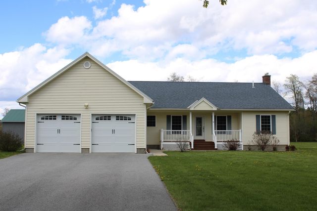 71 Cobb Lane, Clarendon, VT 05959