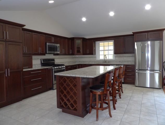 71 Cobb Lane, Clarendon, VT 05959