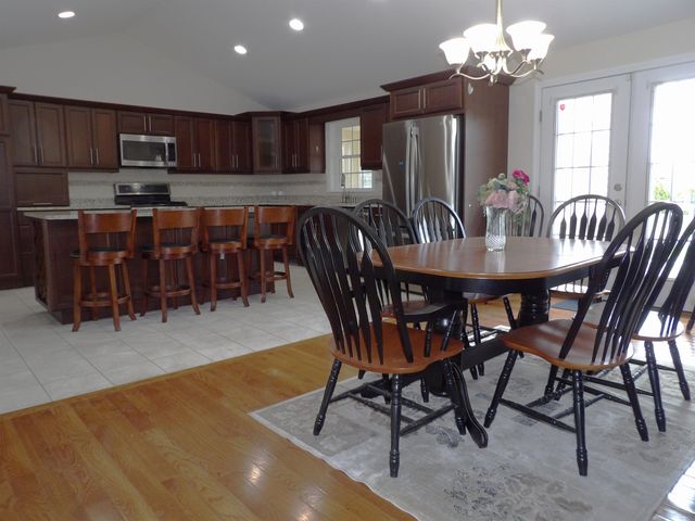71 Cobb Lane, Clarendon, VT 05959