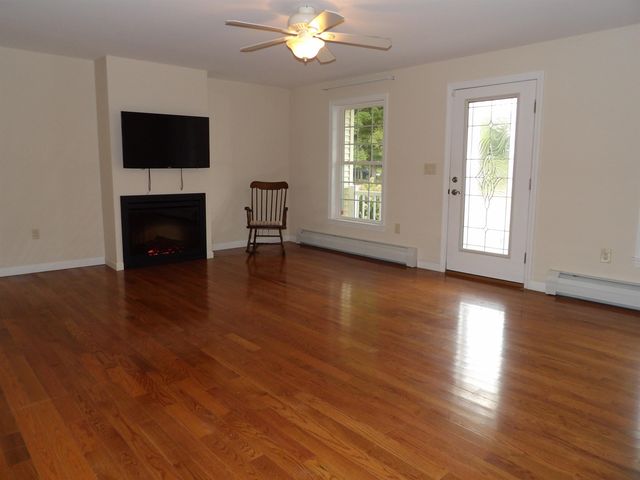 71 Cobb Lane, Clarendon, VT 05959