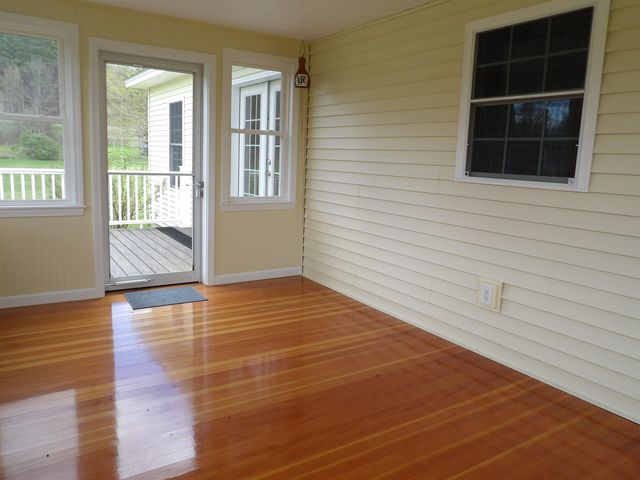 71 Cobb Lane, Clarendon, VT 05959