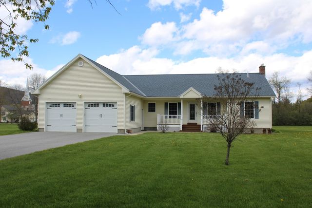 71 Cobb Lane, Clarendon, VT 05959