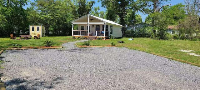 4879 Sam King Road, Hollywood, SC 29449