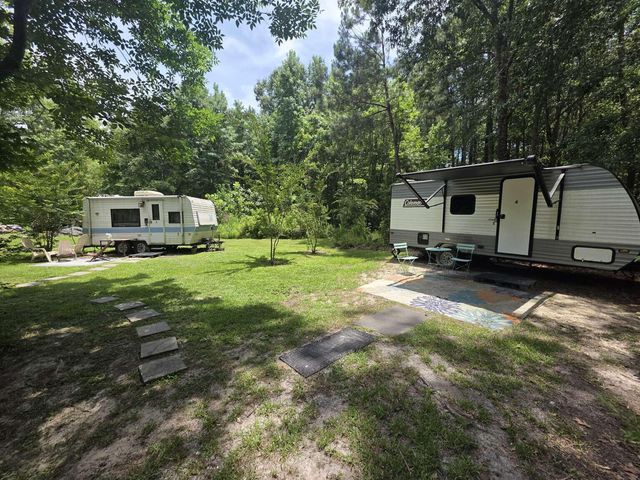 4879 Sam King Road, Hollywood, SC 29449