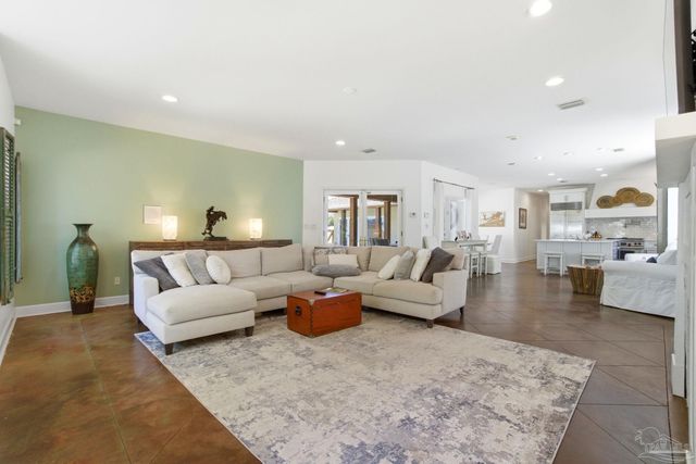 31904 Shoalwater Dr, Orange Beach, AL 36561