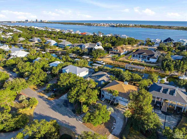 31904 Shoalwater Dr, Orange Beach, AL 36561