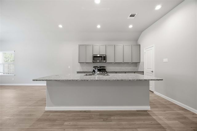 3919 Sugardale Street, Baytown, TX 77521
