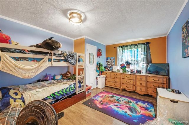 394 S Elm Street, Lapeer, MI 48446