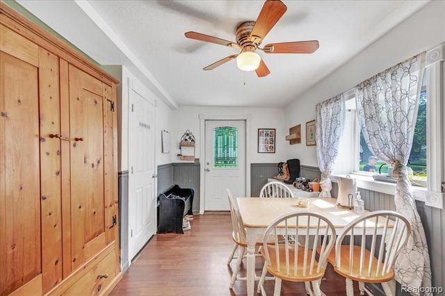 394 S Elm Street, Lapeer, MI 48446