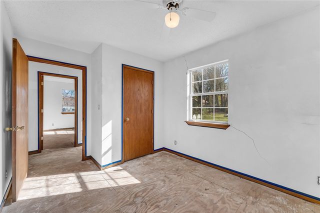 305 Shaver Street, Berryville, AR 72616