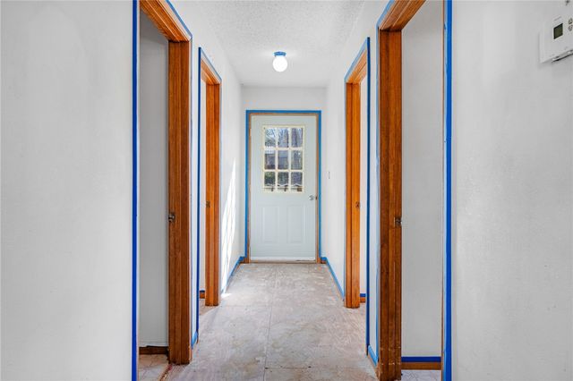 305 Shaver Street, Berryville, AR 72616