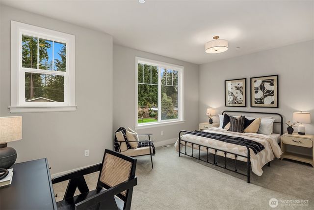8258 133rd Avenue NE, Redmond, WA 98052