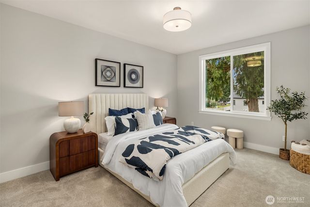 8258 133rd Avenue NE, Redmond, WA 98052