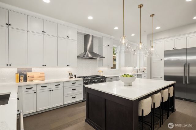 8258 133rd Avenue NE, Redmond, WA 98052