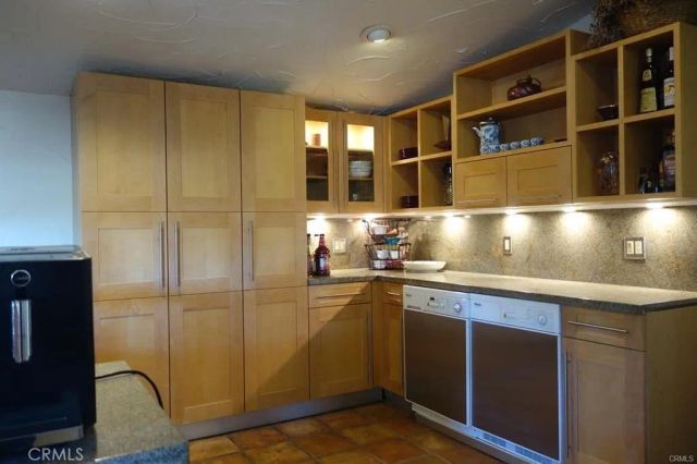 15201 Pocahantas, Apple Valley, CA 92307