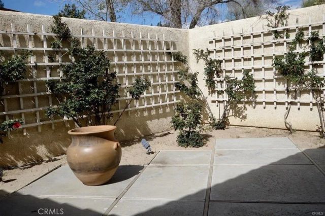 15201 Pocahantas, Apple Valley, CA 92307