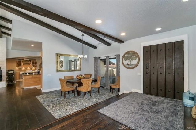 15201 Pocahantas, Apple Valley, CA 92307