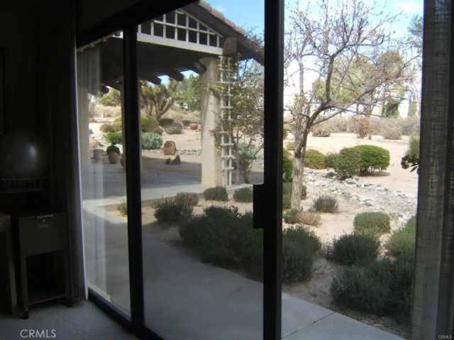15201 Pocahantas, Apple Valley, CA 92307
