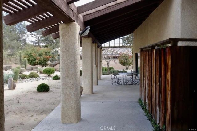 15201 Pocahantas, Apple Valley, CA 92307