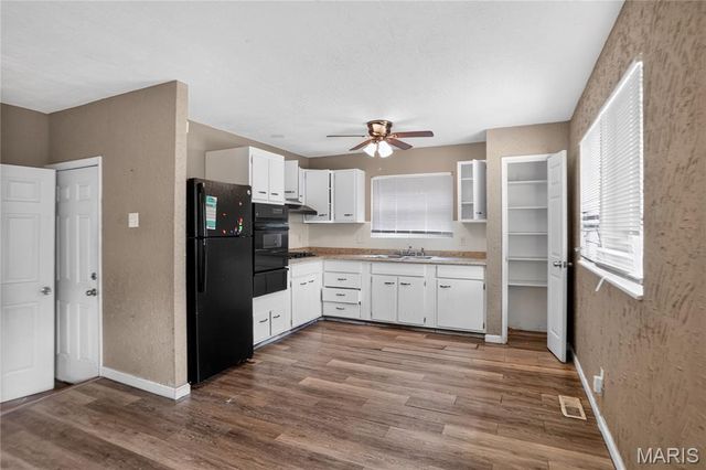 8428 Jacklin Avenue, Hazelwood, MO 63042
