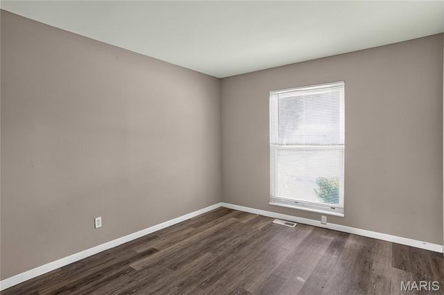 8428 Jacklin Avenue, Hazelwood, MO 63042