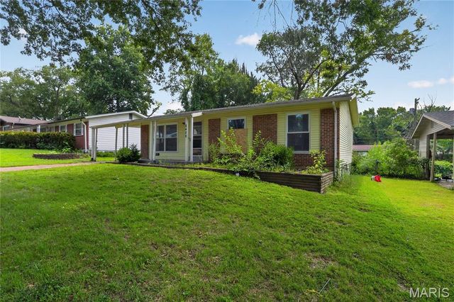 8428 Jacklin Avenue, Hazelwood, MO 63042