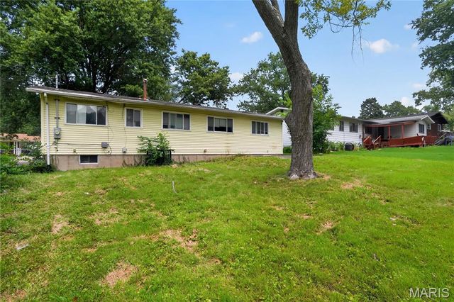 8428 Jacklin Avenue, Hazelwood, MO 63042