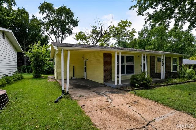 8428 Jacklin Avenue, Hazelwood, MO 63042