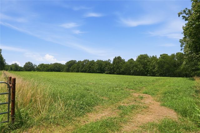 228 W 1st Avenue, Highfill, AR 72734