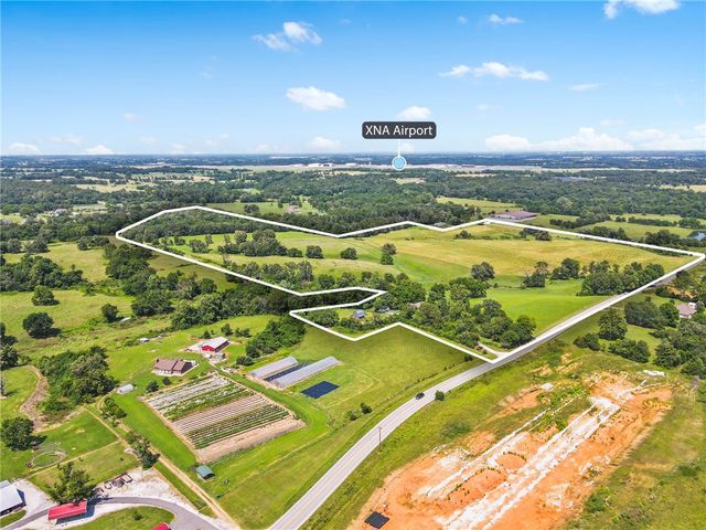 228 W 1st Avenue, Highfill, AR 72734