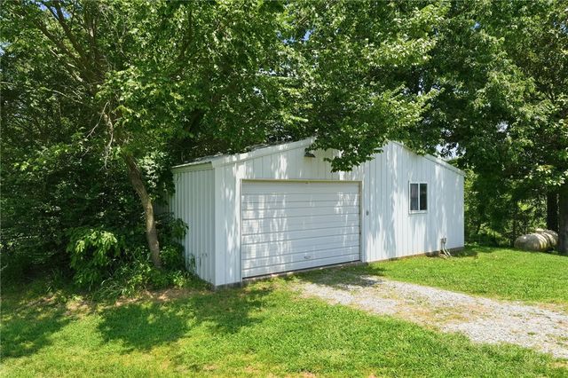 228 W 1st Avenue, Highfill, AR 72734