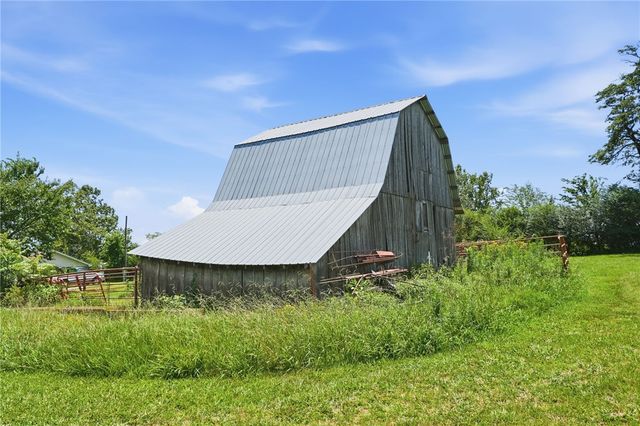 228 W 1st Avenue, Highfill, AR 72734