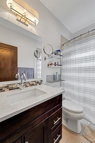 6619 San Bonita Avenue, Clayton, MO 63105