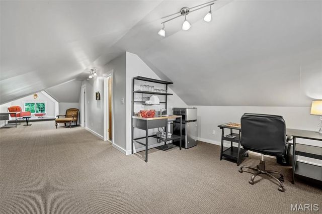 6619 San Bonita Avenue, Clayton, MO 63105