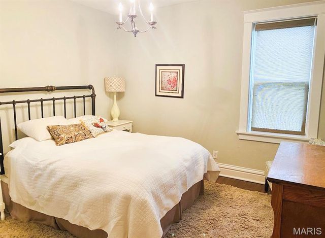 6619 San Bonita Avenue, Clayton, MO 63105