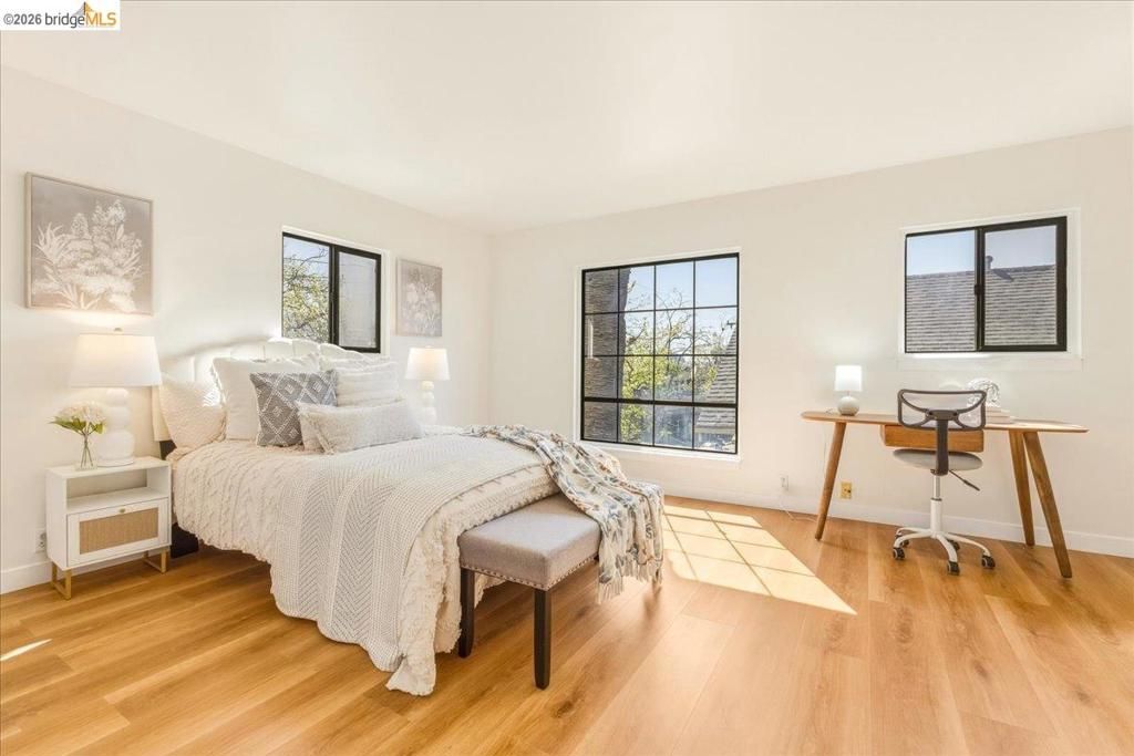 Image 14 of property listing at 1408 Henry St, Berkeley, CA 94709