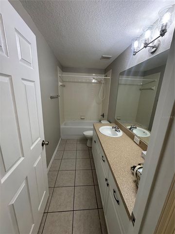 1011 FOX LAKE DRIVE, Lakeland, FL 33809