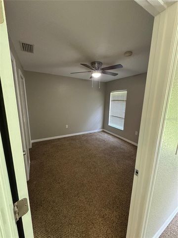 1011 FOX LAKE DRIVE, Lakeland, FL 33809