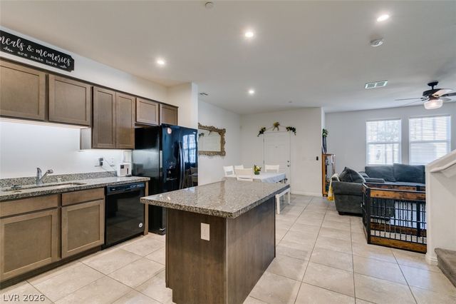 1200 Mission View Court, Henderson, NV 89002