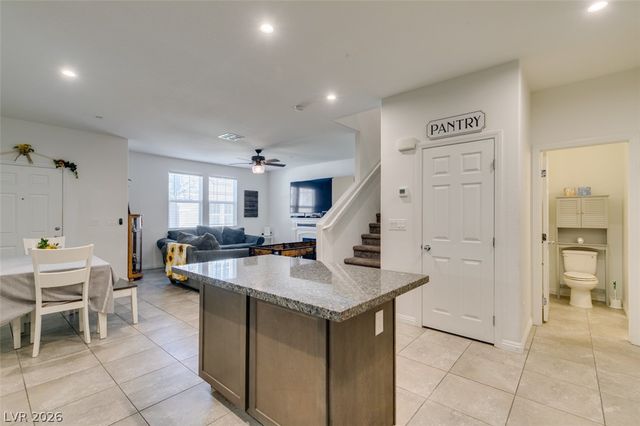 1200 Mission View Court, Henderson, NV 89002